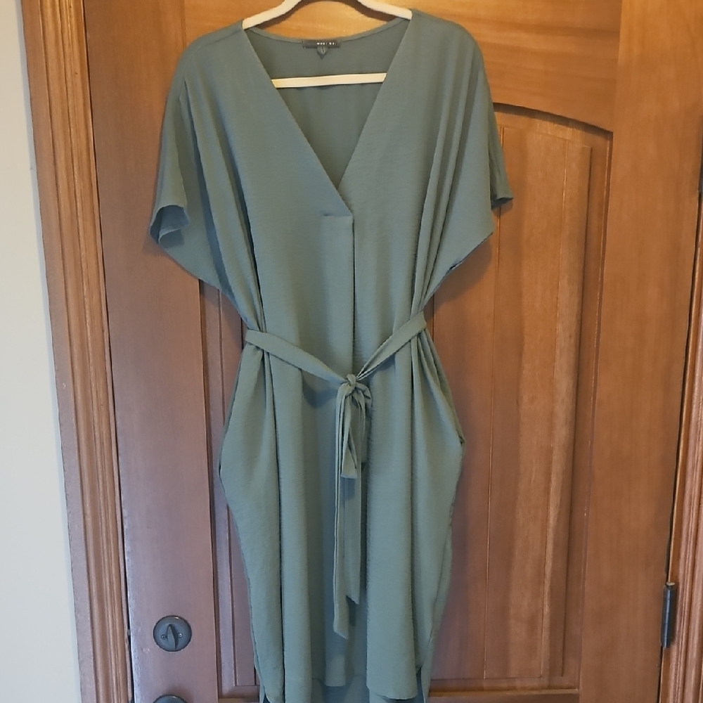 Elegant Green Wrap Dress
